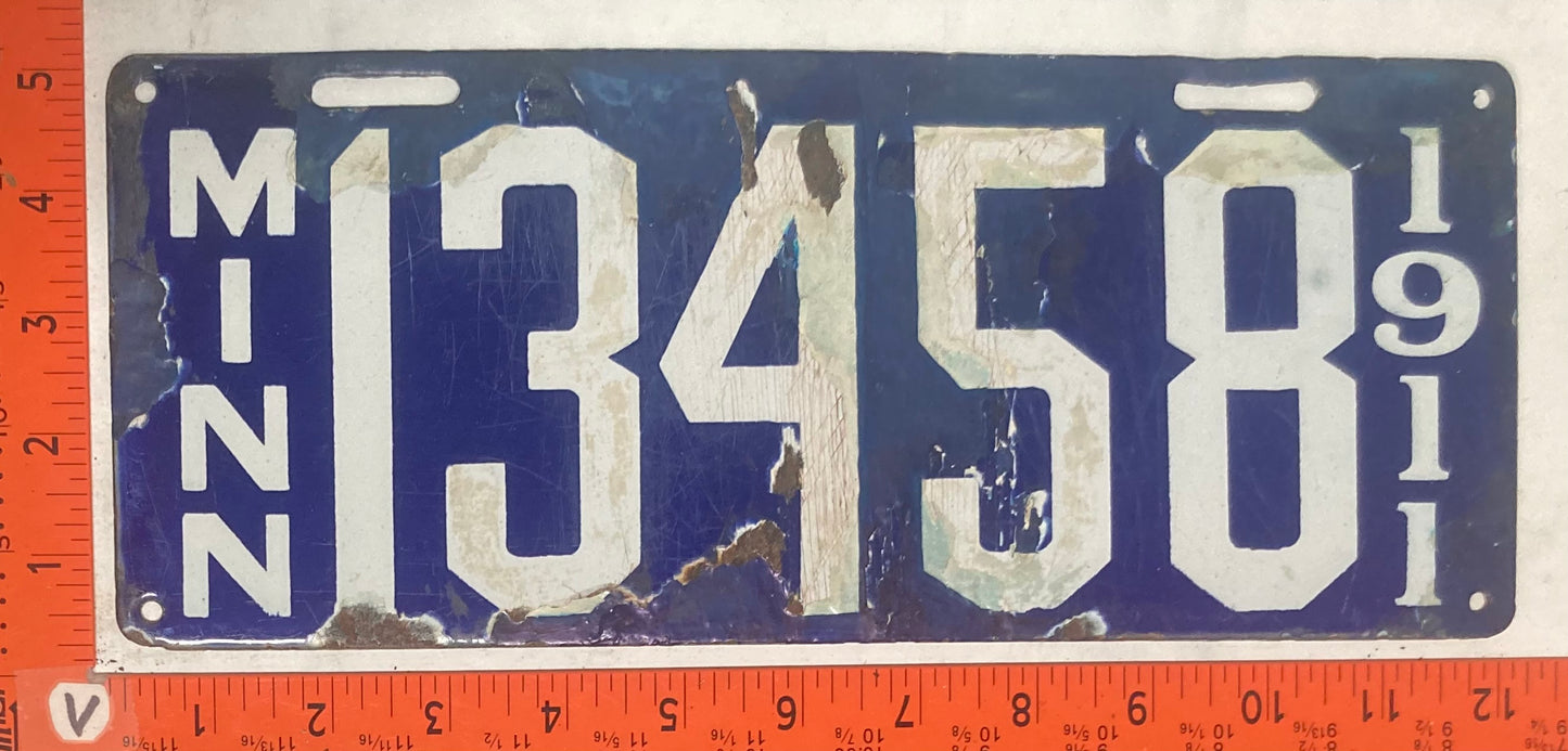 1911 Minnesota #13458 Passenger License Plate (Porcelain)