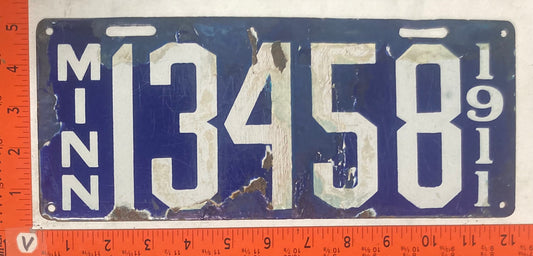 1911 Minnesota #13458 Passenger License Plate (Porcelain)