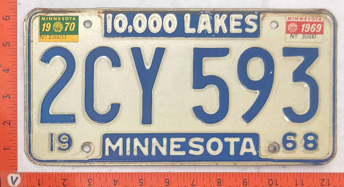 1970 Minnesota #2CY 593 Passenger License Plate