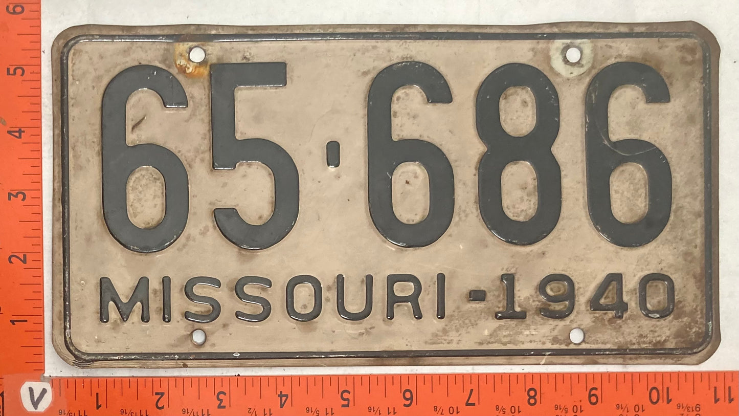 1940 Missouri #65-686 Passenger License Plate