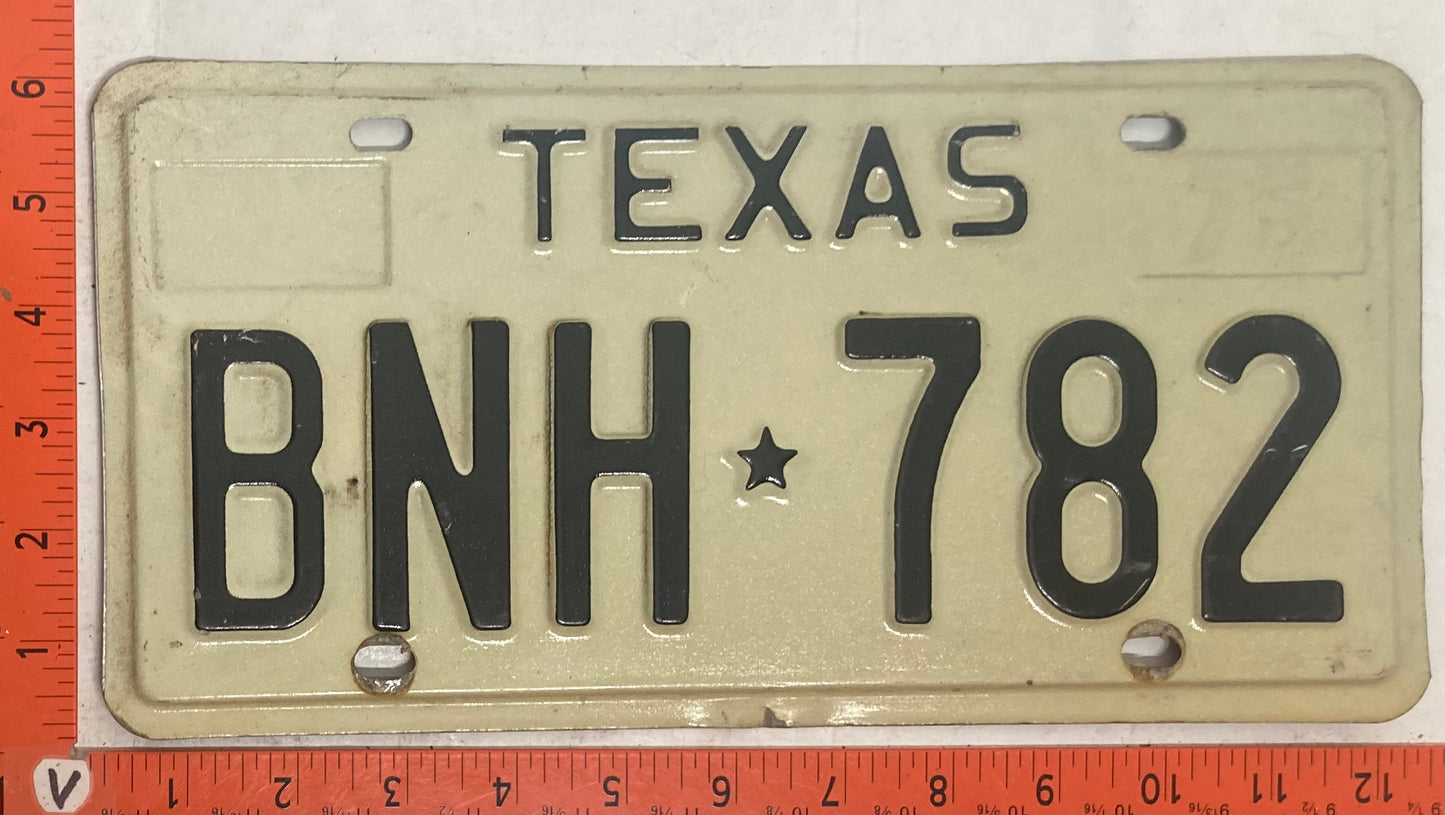 1975 Texas #BNH-782 Passenger License Plate