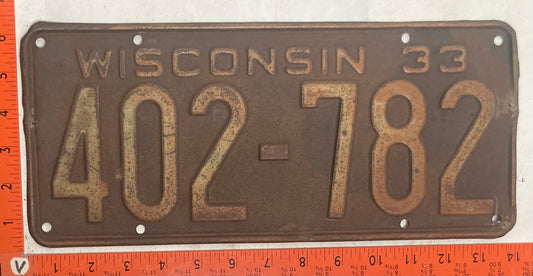 1933 Wisconsin #402-782 Passenger License Plate