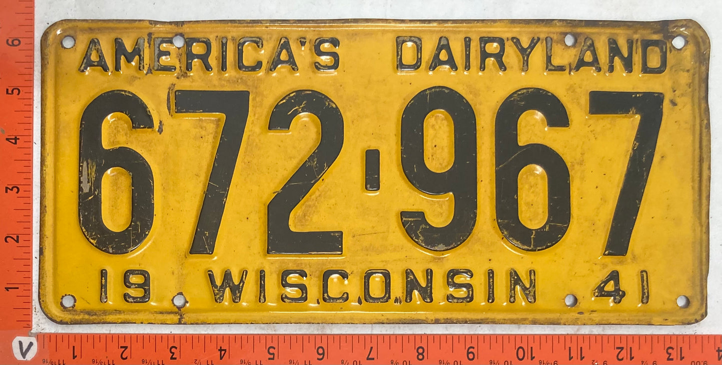 1941 Wisconsin #672-967 Passenger License Plate