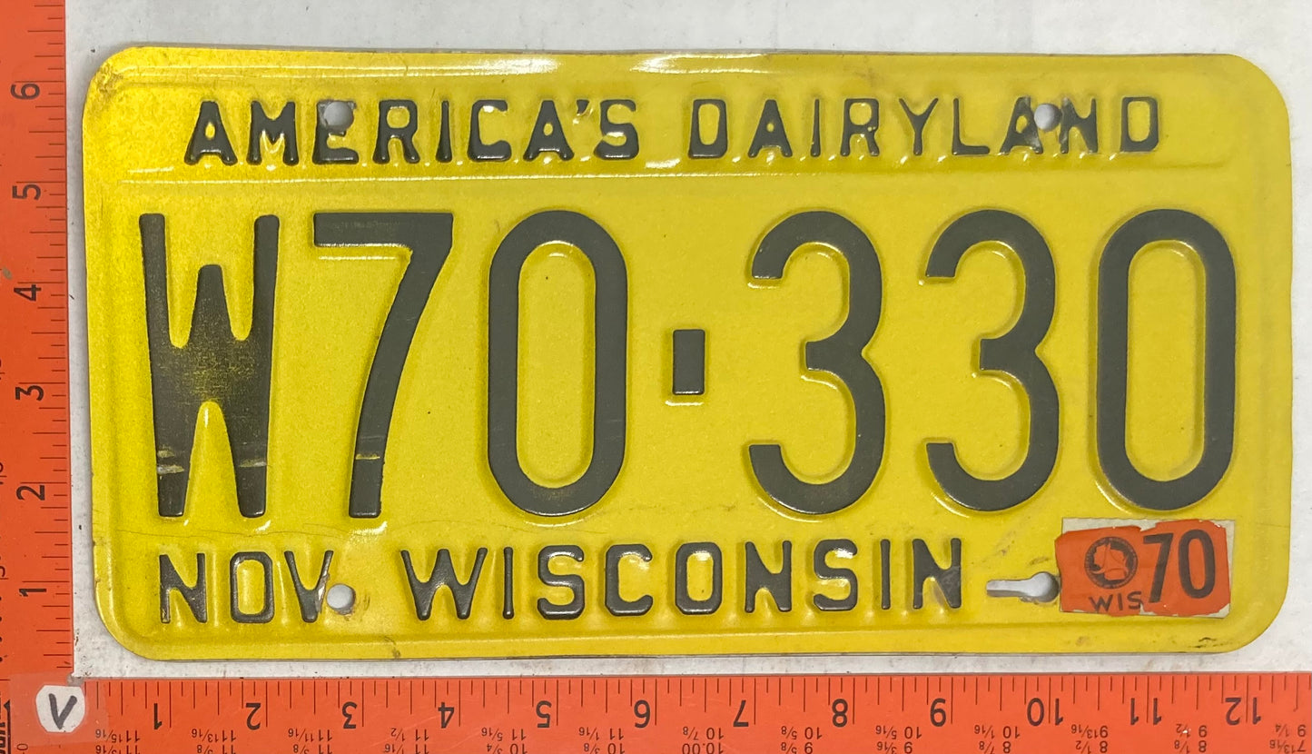1970 Wisconsin #W70-330 Passenger License Plate