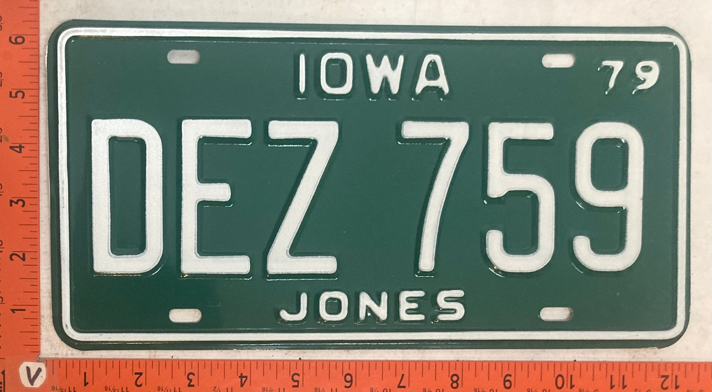 1979 Iowa #DEZ 759 Passenger License Plate