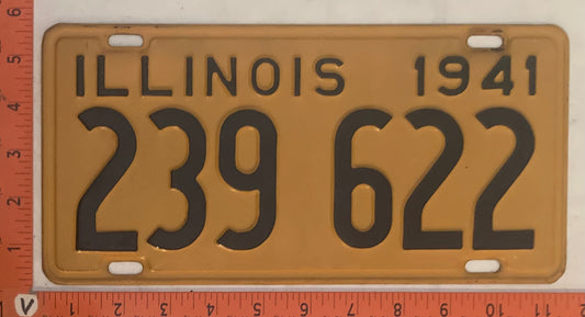 1941 Illinois #239 622 Passenger License Plate