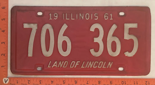 1961 Illinois #706 365 Passenger License Plate