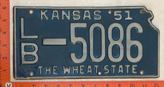 1951 Kansas #L/B-5086 Passenger License Plate