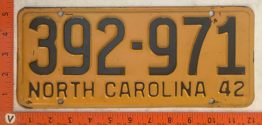 1942 North Carolina #392-971 Passenger License Plate