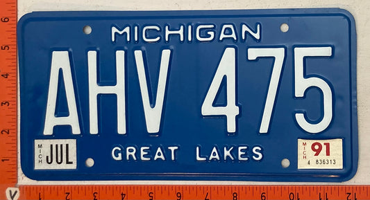 1991 Michigan #AHV 475 Passenger License Plate