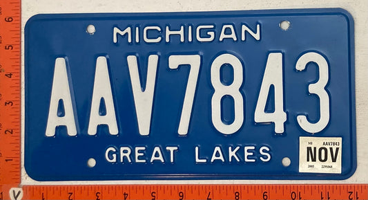 2005 Michigan #AAV 7843 Passenger License Plate