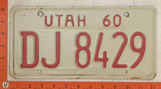 1960 Utah #DJ 8429 Passenger License Plate