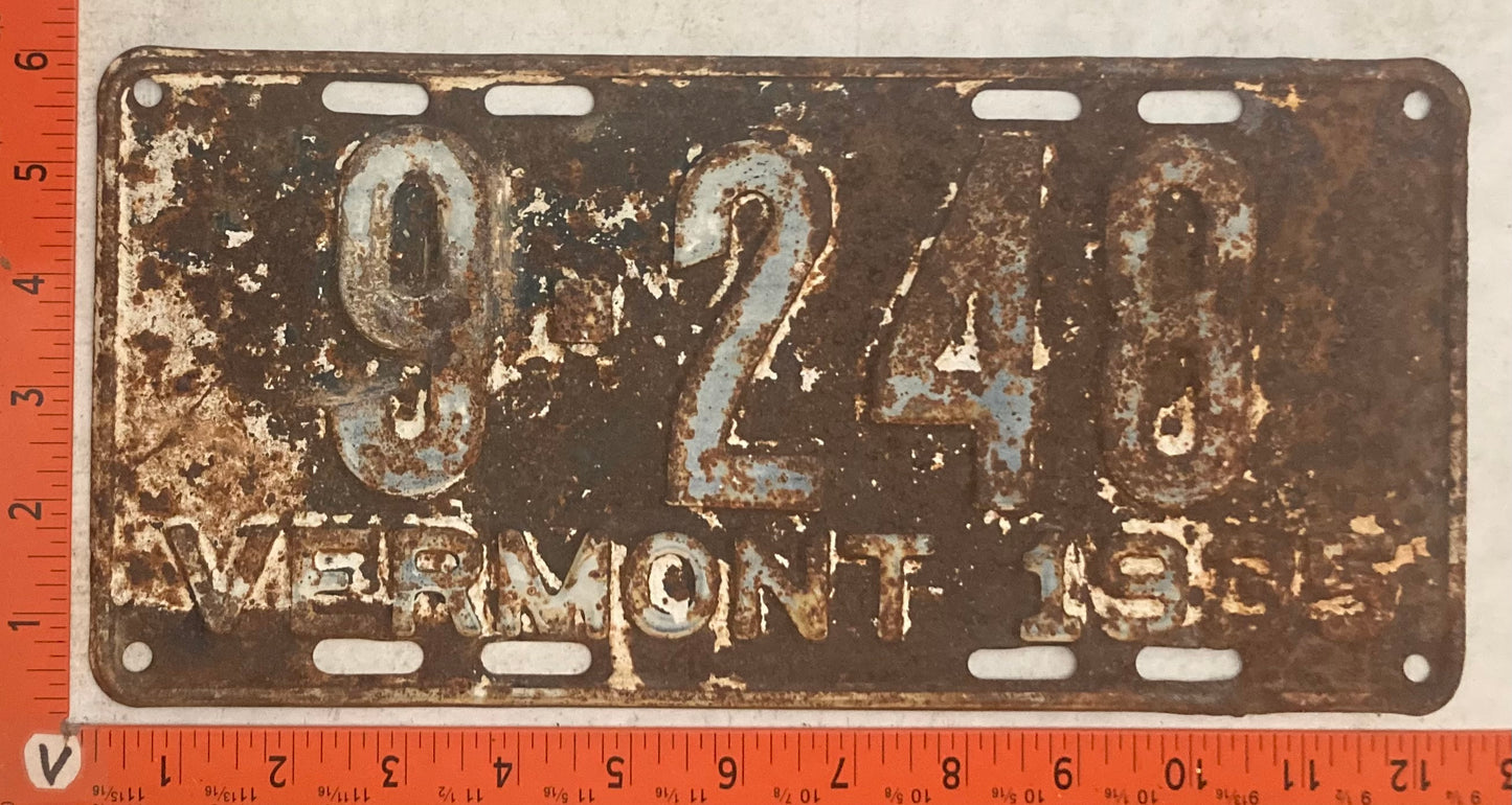 1935 Vermont #9-246 Passenger License Plate