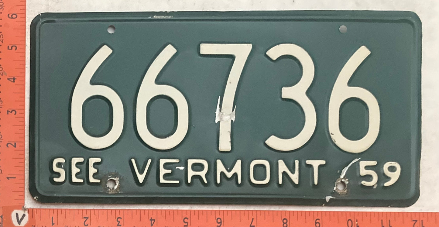 1959 Vermont #66736 Passenger License Plate
