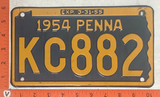 1954 Pennsylvania #KC882 Passenger License Plate