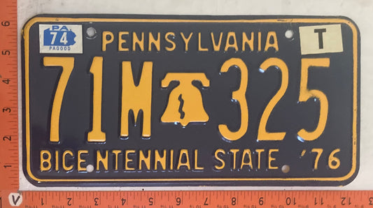 1974 Pennsylvania #71M 325 Passenger License Plate