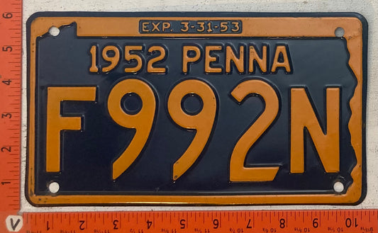 1952 Pennsylvania #F992N Passenger License Plate