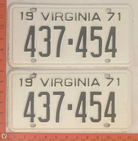 1971 Virginia #437-454 Passenger License Plate (Pair)