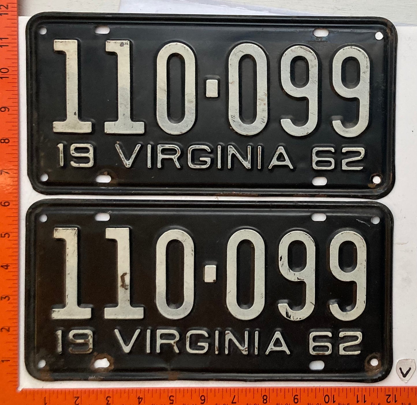 1962 Virginia #110-099 Passenger License Plate (Pair)