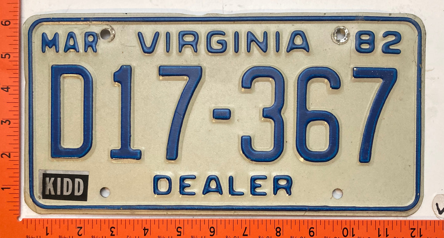 1982 Virginia #D17-367 Dealer License Plate
