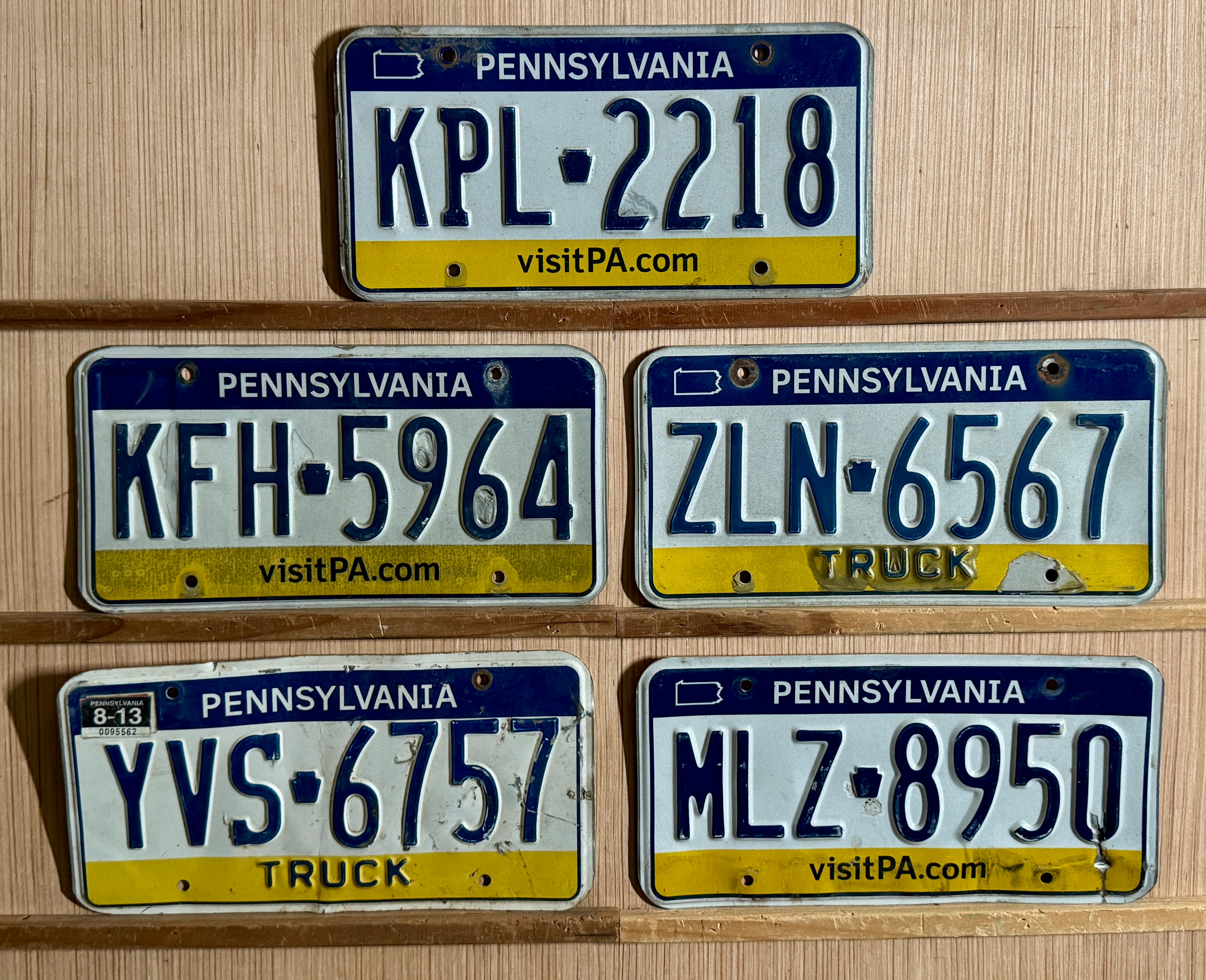 License Pl Group of 5 Pennsylvania Passenger/Truck License Plates (Crafter ...
