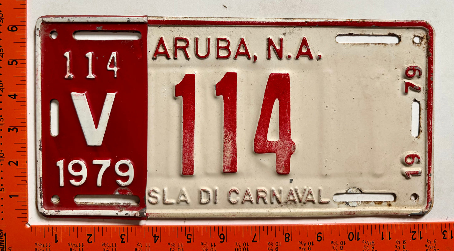 1979 Aruba #V-114 Rental License Plate
