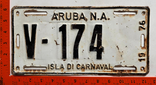1976 Aruba #V-174 Rental License Plate