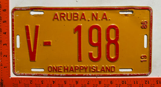 1986 Aruba #V-198 Rental License Plate
