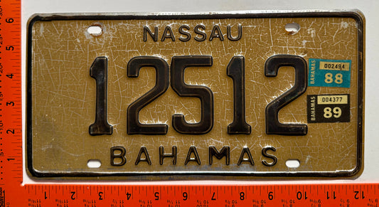 1988/1989 Nassau, Bahamas #12512 Passenger License Plate