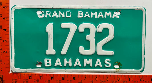 1990 base Grand Bahama, Bahamas #1732 Passenger License Plate