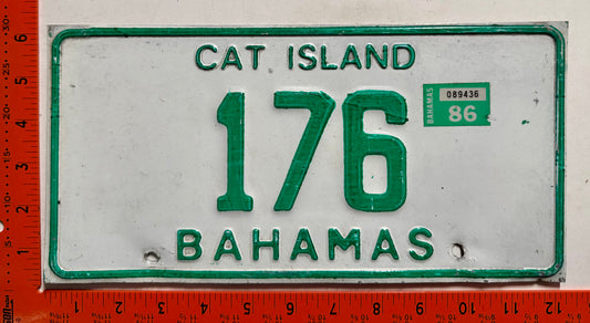 1986 Cat Island, Bahamas #176 Passenger License Plate