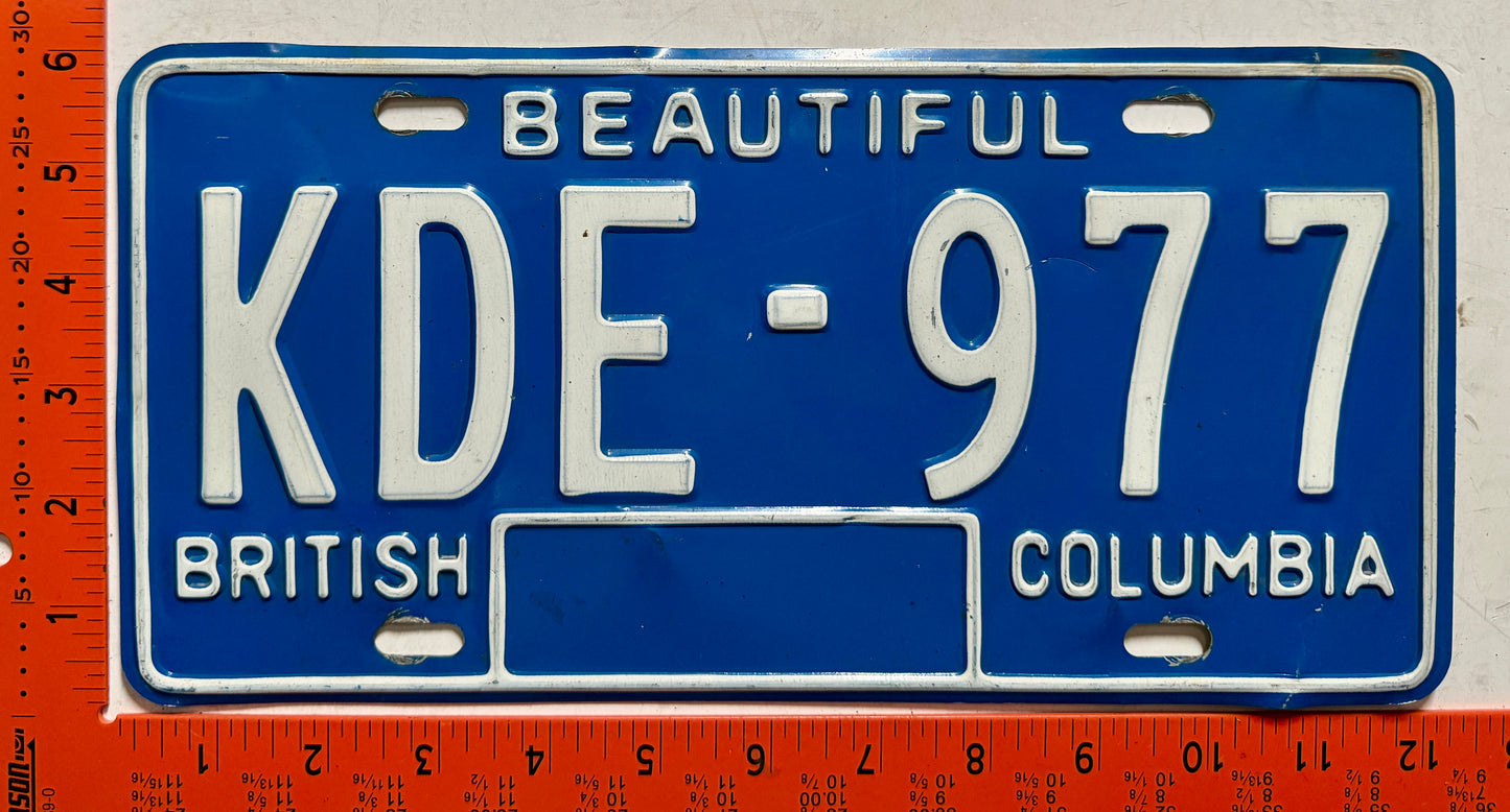 1979 base British Columbia #KDE-977 Passenger License Plate