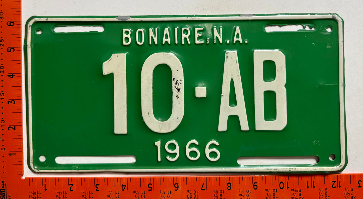 1966 Bonaire #10-AB Autobus License Plate