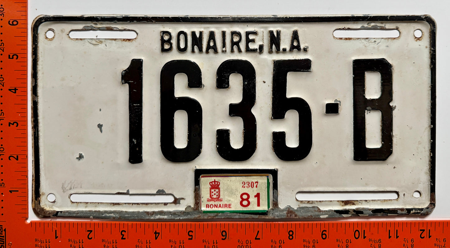 1981 Bonaire #1635-B Passenger License Plate