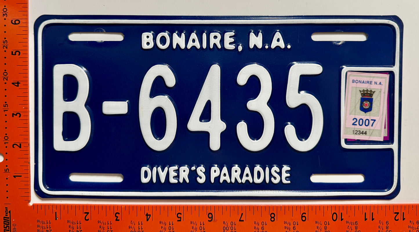 2007 Bonaire #B-6435 Passenger License Plate