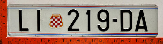 1992 issue Bosnia #LI 219-DA Passenger License Plate