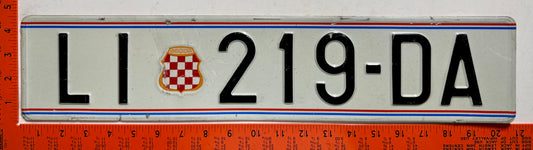1992 issue Bosnia #LI 219-DA Passenger License Plate