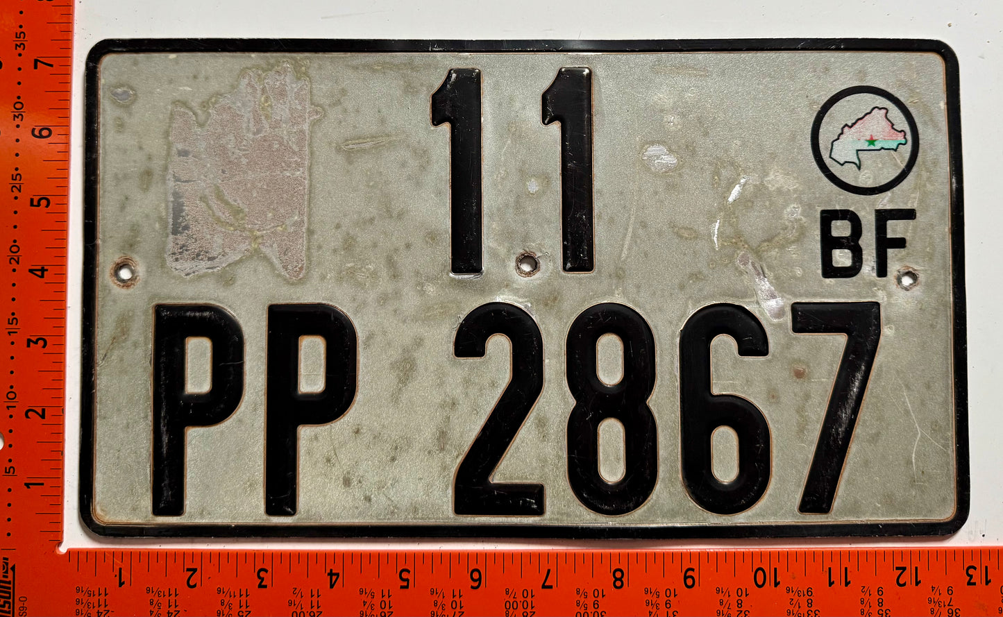 undated Burkina Faso #11/PP 2867 Passenger License Plate