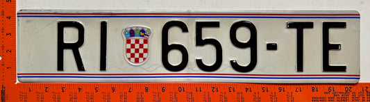 1992 series Croatia #RI 659-TE Passenger License Plate
