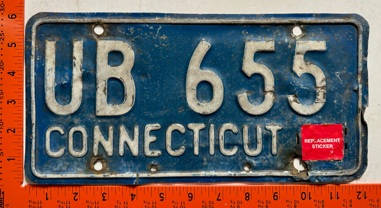 undated Connecticut #UB 655 Passenger License Plate (Crafter)