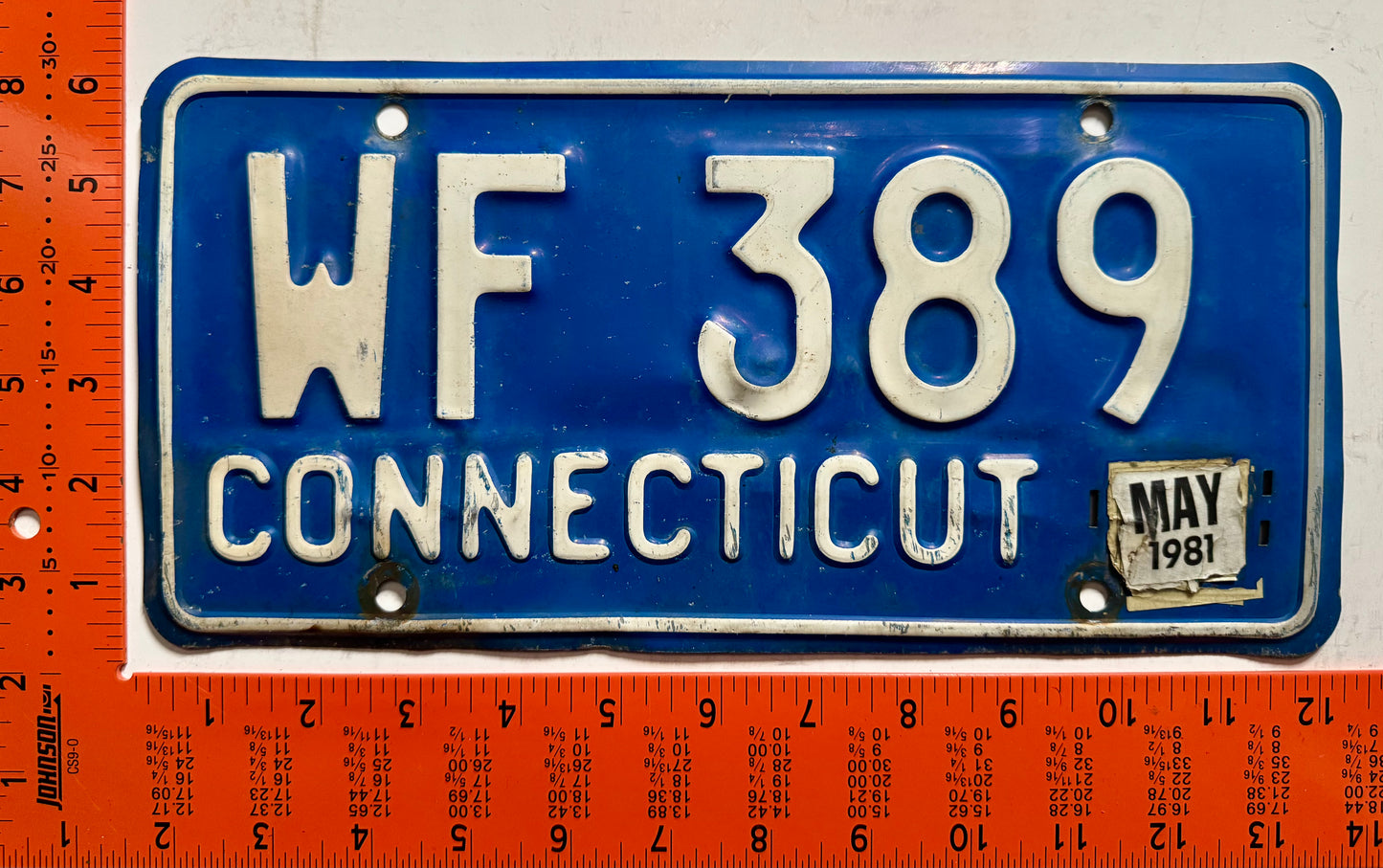 1981 Connecticut #WF 389 Passenger License Plate