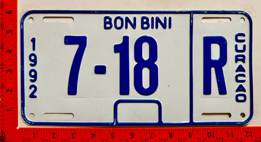 1992 Curacao #7-18 R Rental License Plate