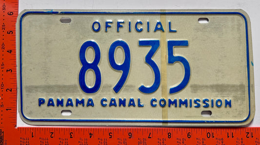 undated Panama Canal Commission #8935 Passenger License Plate