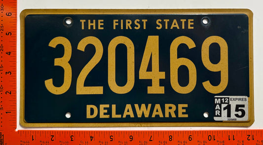 2015 Delaware #320469 Passenger License Plate