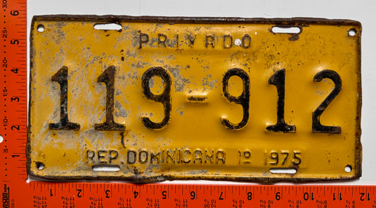 1st half 1975 Dominican Republic #119-912 Passenger License Plate