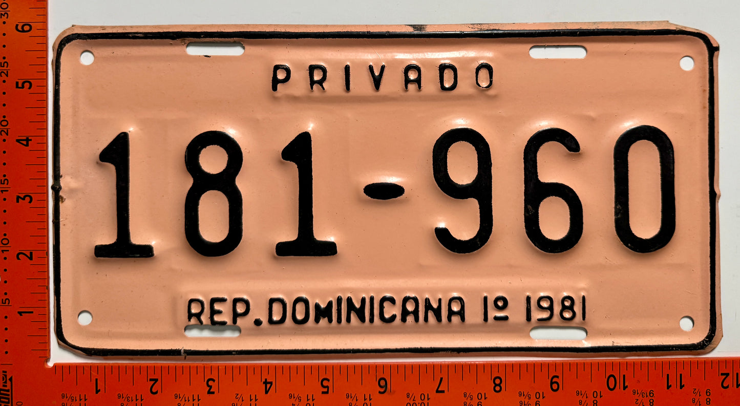 1st half 1981 Dominican Republic #181-960 Passenger License Plate