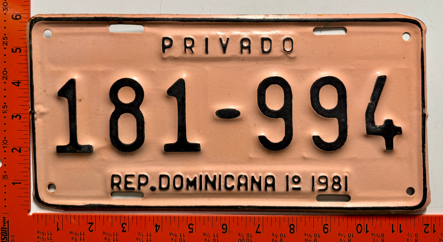 1st half 1981 Dominican Republic #181-994 Passenger License Plate