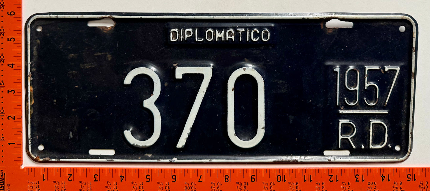 1957 Dominican Republic #370 Diplomatic License Plate