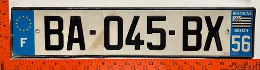 2009 series France #BA-045-BX Passenger License Plate