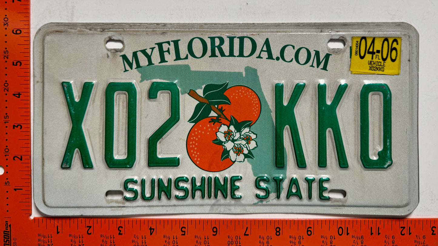 2006 Florida #X02 KKQ Passenger License Plate
